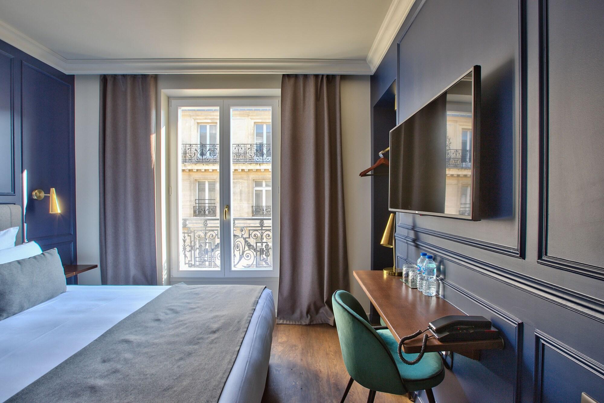 Bervic Montmartre Hotel Paris Exterior photo