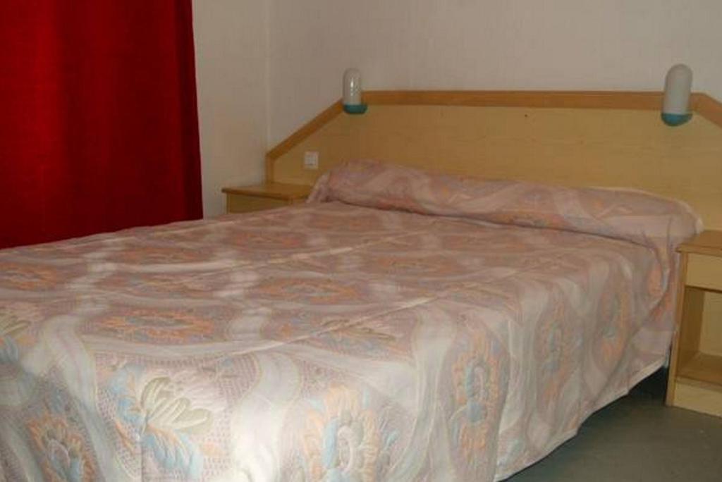 Bervic Montmartre Hotel Paris Room photo