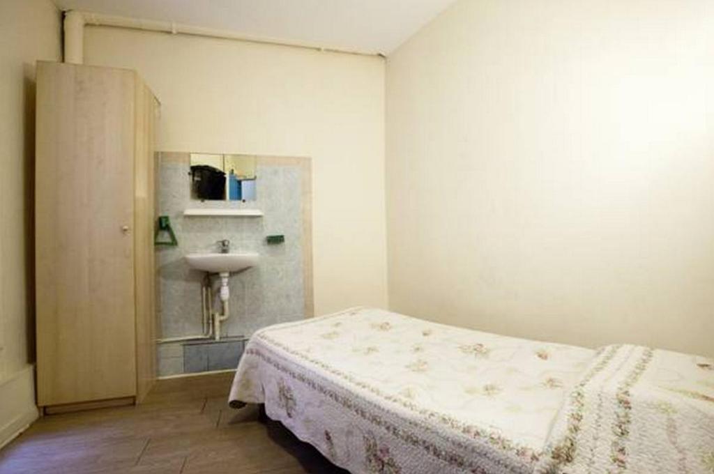 Bervic Montmartre Hotel Paris Room photo